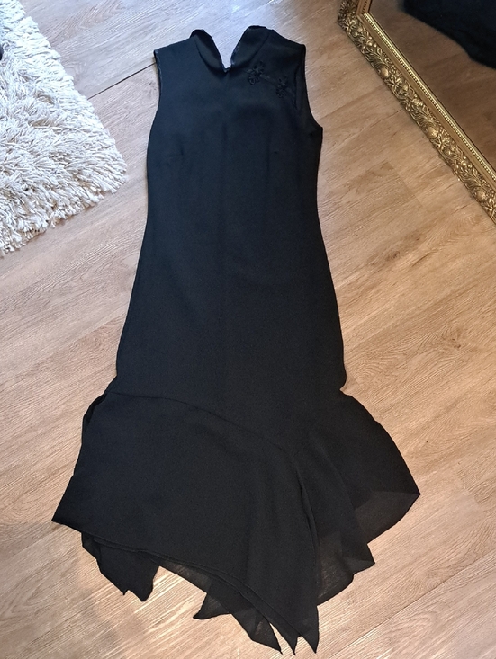 francais Montreal Dresses & Skirts - Vintage Black Sleeveless Midi Dress with Fluted Hem